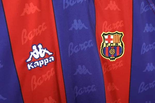 Barcelona Home Kit Retro Long Sleeve 95-97 - Image 4