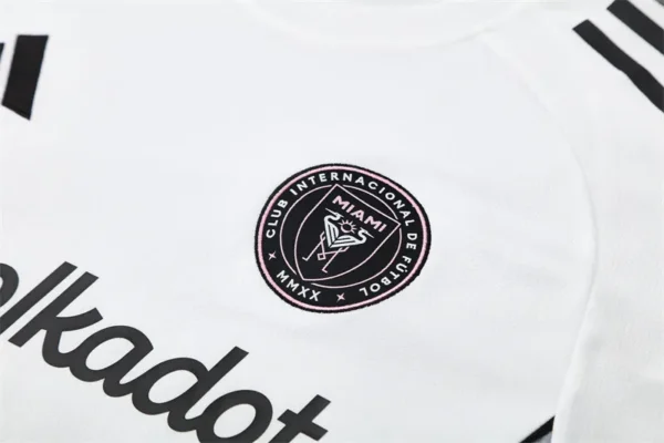 25-26 Miami Short Sleeve Training Suit - Image 10