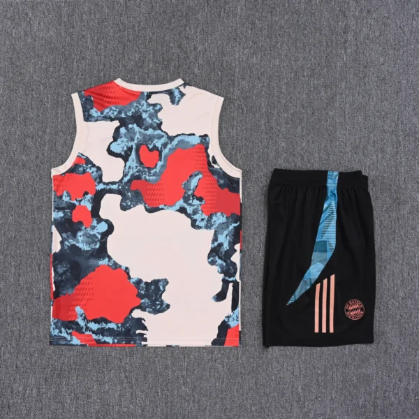 Bayern Munich Vest Training Suit 25-26 - Image 5
