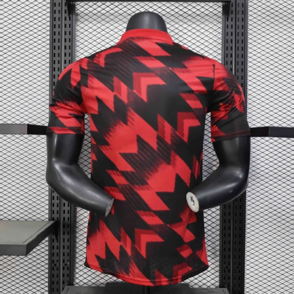 Manchester United Training Kit 25-26 - Image 3