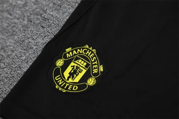 25-26 Manchester United Short Sleeve Training Suit - Image 18