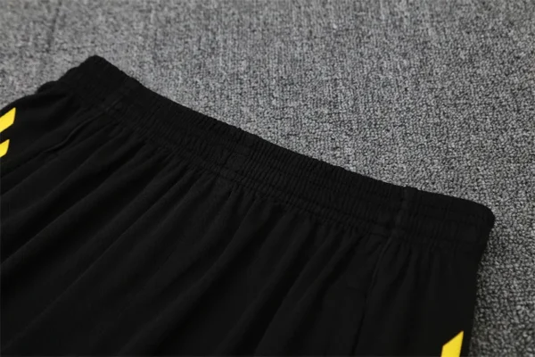 25-26 Manchester United Short Sleeve Training Suit - Image 14