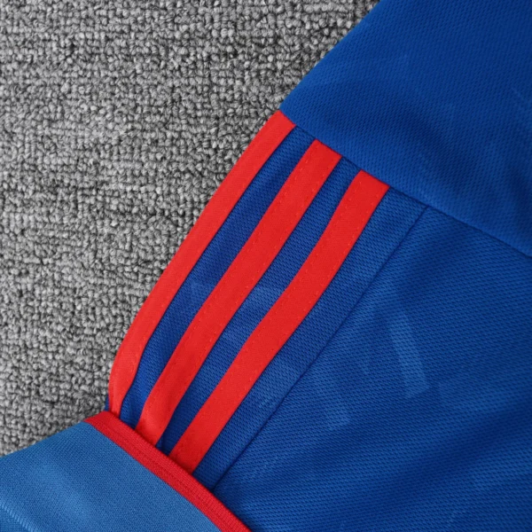 Manchester United Blue Polo Kit 25-26 - Image 5