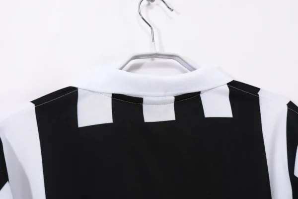 Juventus Home Kit Retro 99-00 - Image 2