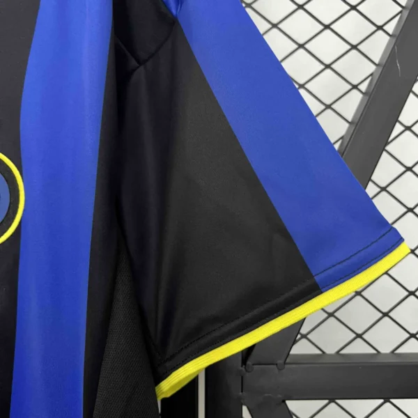 Inter Milan Home Kit Retro 02-03 - Image 5