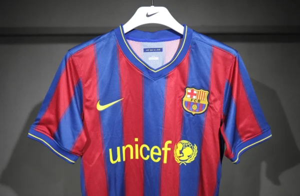 Barcelona Home Kit Retro 09-10 - Image 2