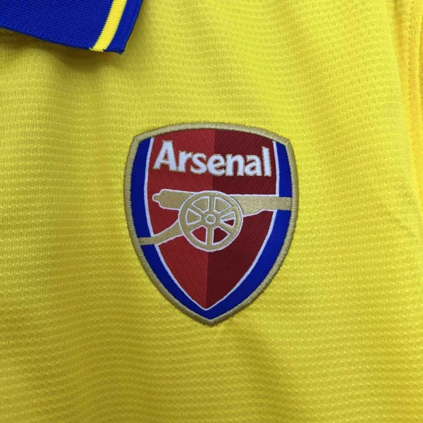 Arsenal Away Retro Kit 13-14 - Image 4