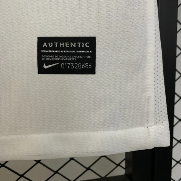 Portugal Away Kit Retro 2010 - Image 8