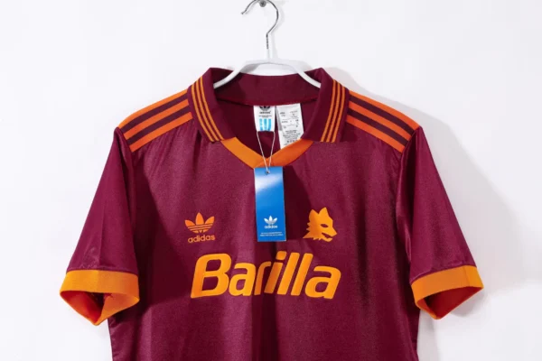 Roma Home Kit Retro 92-94 - Image 6