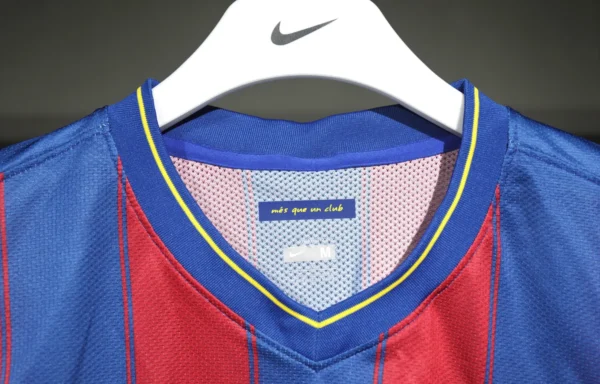 Barcelona Home Kit Retro 09-10 - Image 3