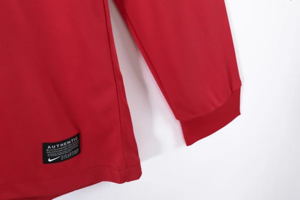 Manchester United Home long sleeve Kit Retro 09-10 - Image 4