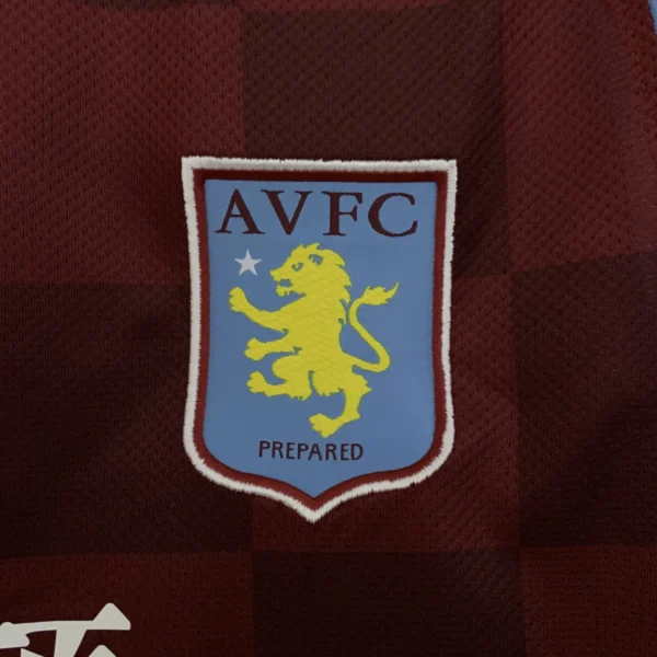 Aston Villa Home Kit Retro 11-12 - Image 7