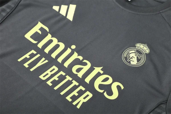 25-26 Real Madrid Short Sleeve Training Suit - Image 9