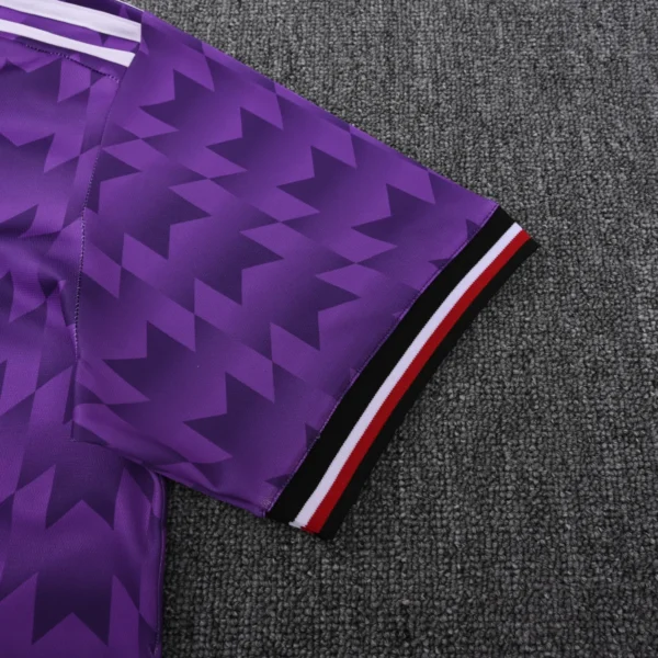 Manchester United Purple Polo Kit 25-26 - Image 10