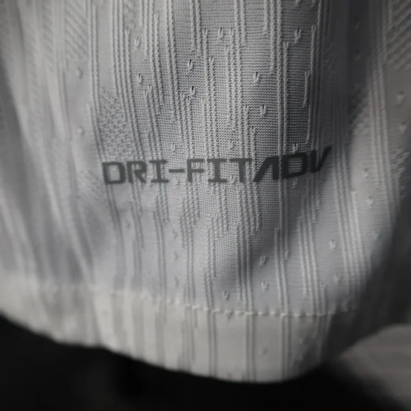 Chelsea Away Long Sleeve Kit 25-26 - Image 4