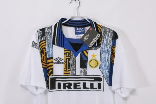 Inter Milan Away Kit Retro 95-96 - Image 4