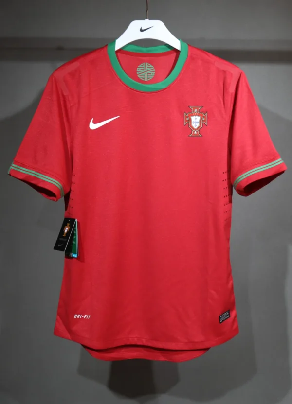 Portugal Home Kit Retro 2012