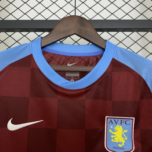 Aston Villa Home Kit Retro 11-12 - Image 8