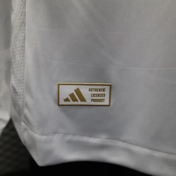 Liverpool Away Kit 25-26 - Image 5