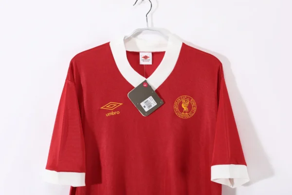 Liverpool Home Kit Retro 76-77 - Image 2