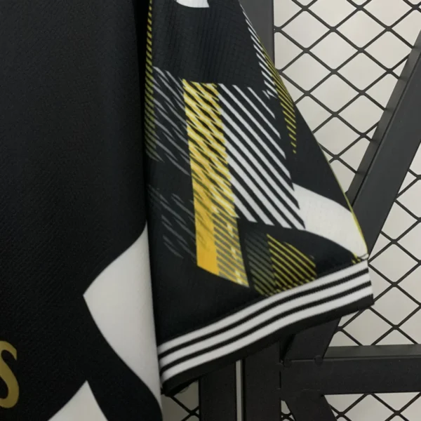 Real Madrid Special Kit 25-26 - Image 3