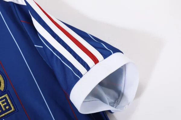 France Home Kit Retro 1982 - Image 3