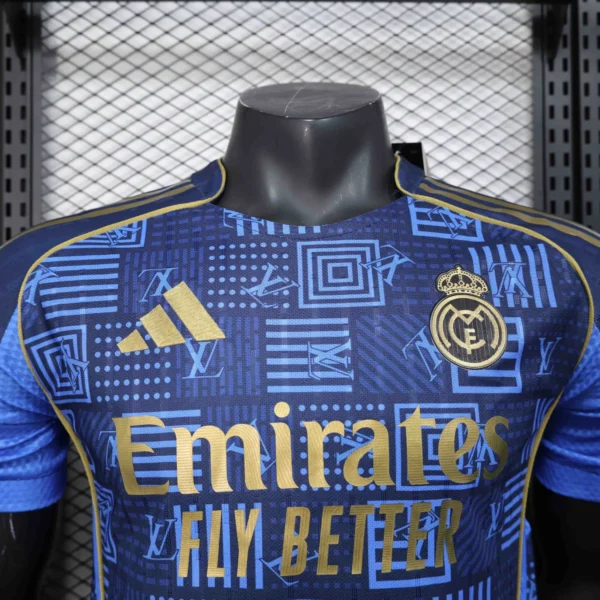Real Madrid Special Kit 25-26 - Image 2