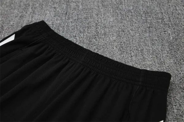 25-26 Manchester United Short Sleeve Training Suit - Image 14