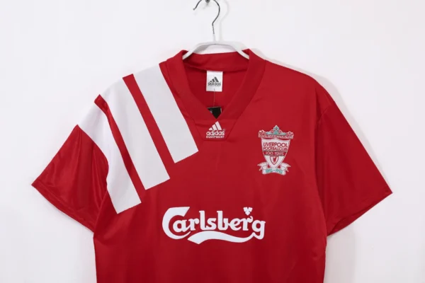 Liverpool Home Kit Retro 92-93 - Image 8
