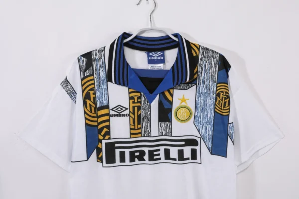 Inter Milan Away Kit Retro 95-96 - Image 3