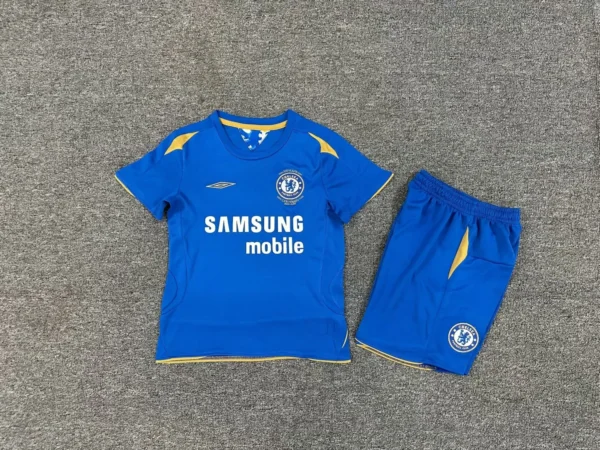 05-06 Chelsea Home Kids Kit