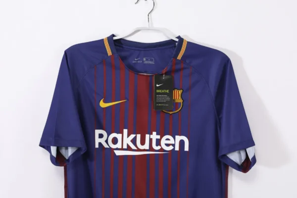 Barcelona Home Kit Retro 17-18 - Image 5