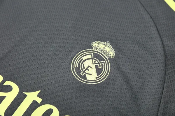 25-26 Real Madrid Short Sleeve Training Suit - Image 8
