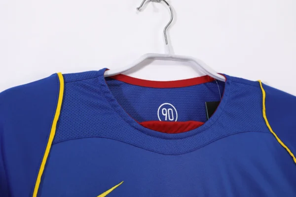 Arsenal Away Kit Retro 04-05 - Image 8