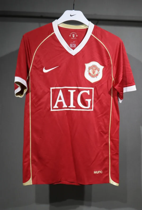Manchester United Home Kit Retro 08-09