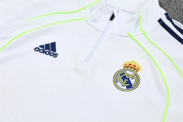 25-26 Real Madrid Training Suit - Image 7