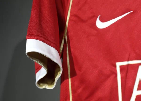 Manchester United Home Kit Retro 08-09 - Image 5