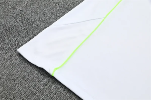 25-26 Real Madrid Training Suit - Image 10