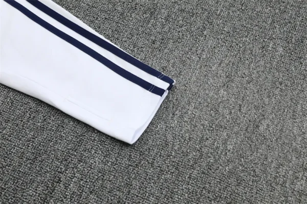 25-26 Real Madrid Training Suit - Image 9