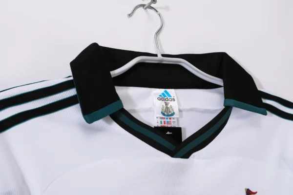 Newcastle United Away Kit Retro 1999-2000 - Image 4