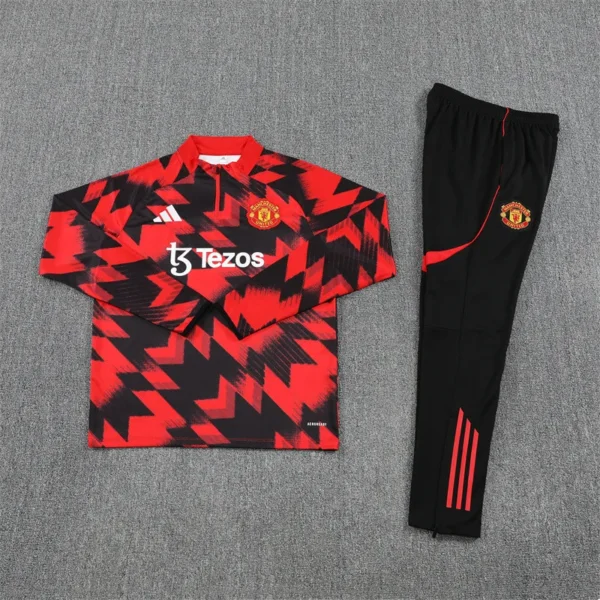 25-26 Manchester United Training Suit - Image 4