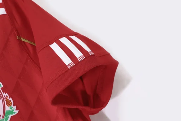 Liverpool Home Kit Retro 10-11 - Image 8