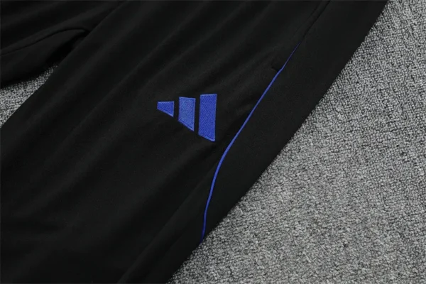 25-26 Real Madrid Training Suit - Image 13