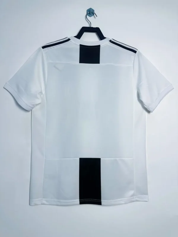 Juventus Home Kit Retro 18-19 - Image 8