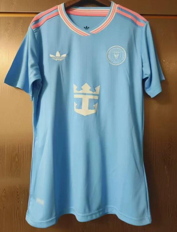 25-26 Miami Third Woman Kit