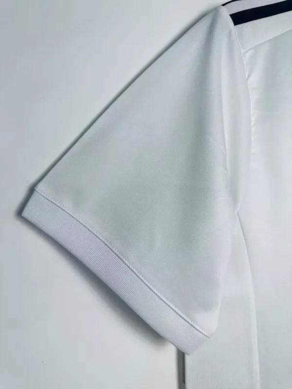 Juventus Home Kit Retro 18-19 - Image 7