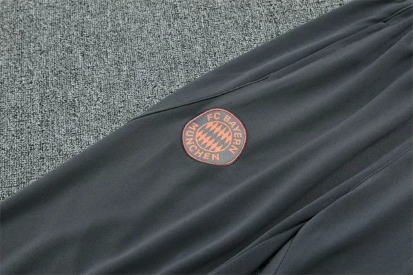 25-26 Bayern Munich Training Suit - Image 13