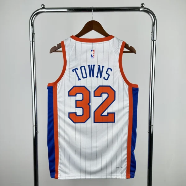 TOWNS#32 New York Knicks 2025 NBA Kit - Image 4