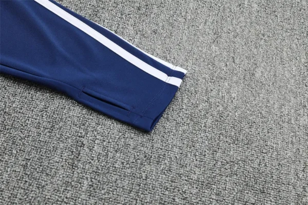 25-26 Real Madrid Training Suit - Image 9