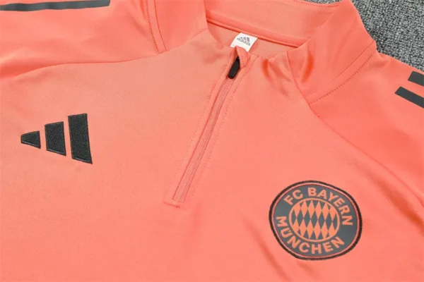 25-26 Bayern Munich Training Suit - Image 7